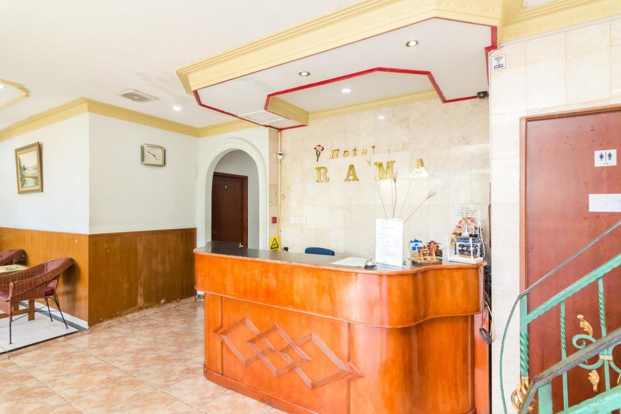 Oyo 2422 Rama Hotel Nagoja Zewnętrze zdjęcie