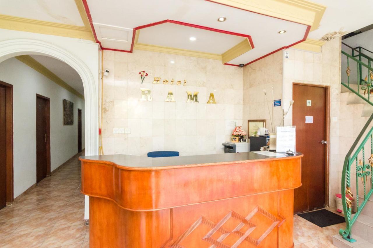 Oyo 2422 Rama Hotel Nagoja Zewnętrze zdjęcie