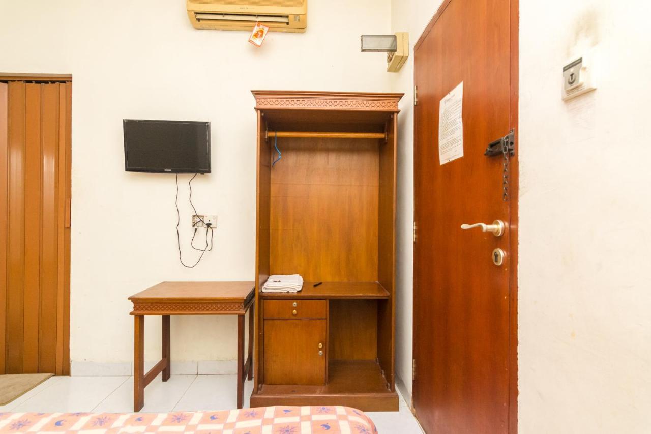 Oyo 2422 Rama Hotel Nagoja Zewnętrze zdjęcie