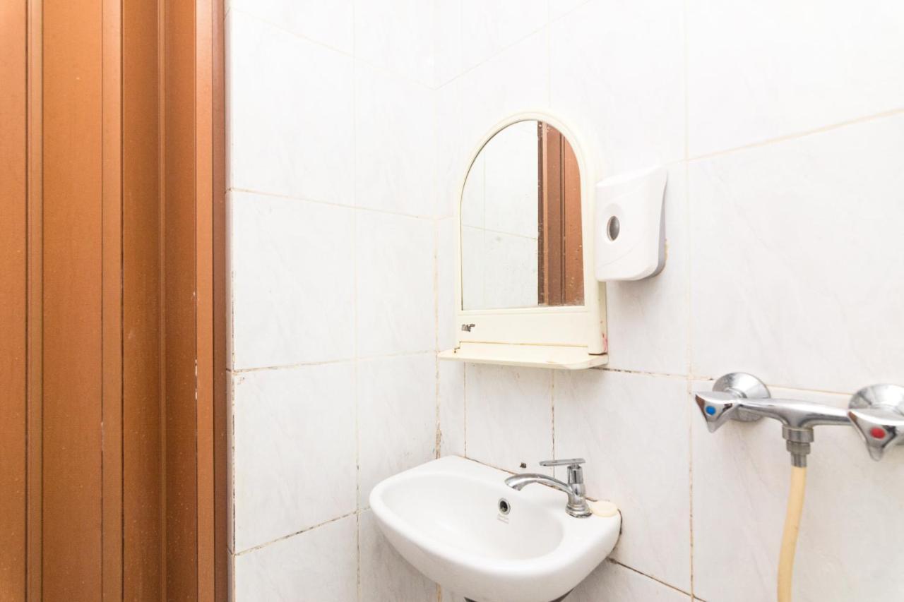 Oyo 2422 Rama Hotel Nagoja Zewnętrze zdjęcie