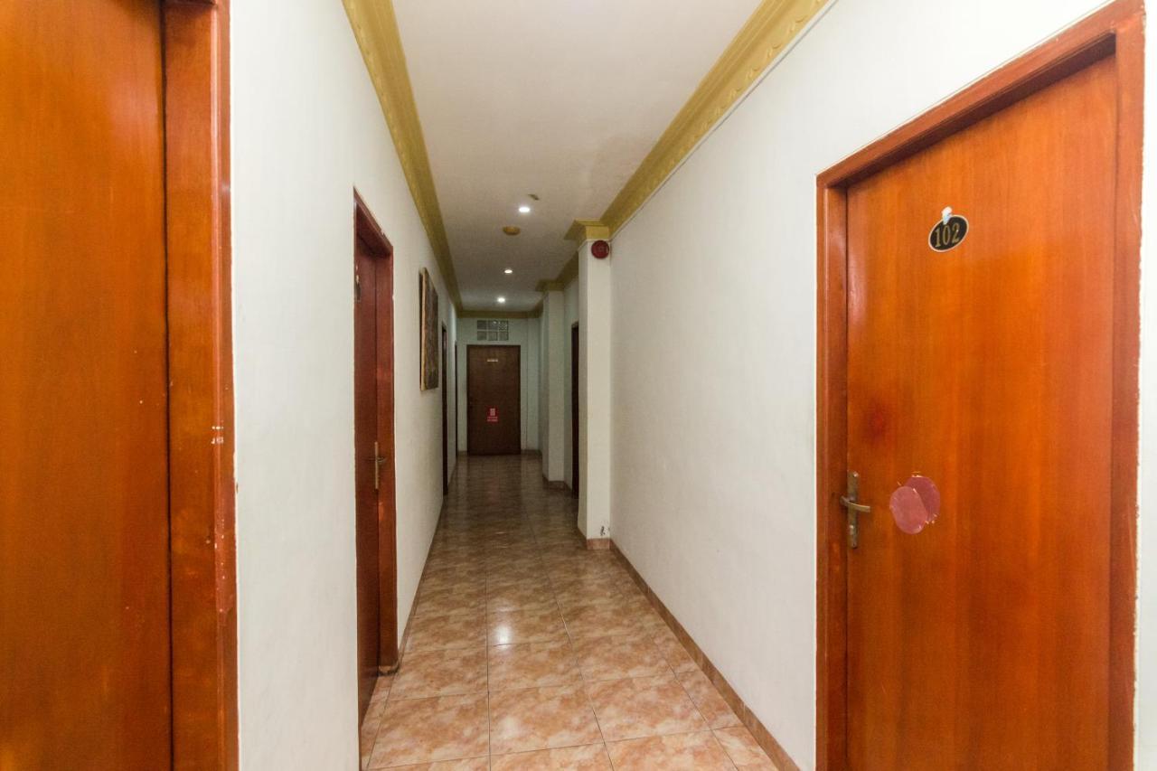 Oyo 2422 Rama Hotel Nagoja Zewnętrze zdjęcie